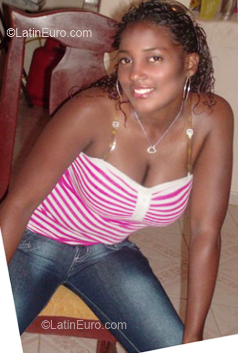 Date this young Dominican Republic girl Zoraima from San Pedro De Macoris DO7396