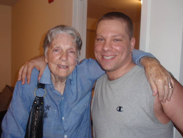 Date this beautiful United States man Matthew from Corona US9540