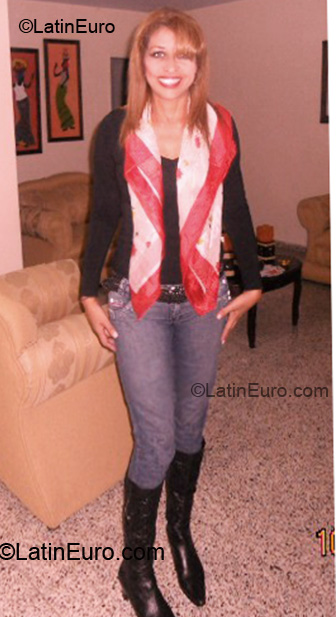 Date this exotic Colombia girl Leticia from Medellin CO6891
