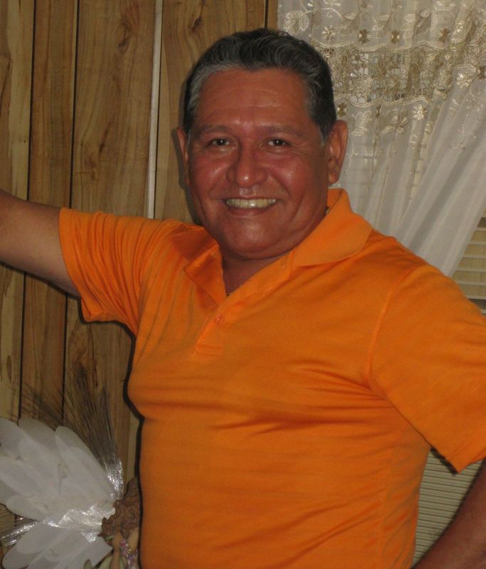 Date this happy United States man Luis from Houston HN315