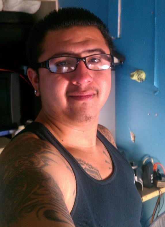 Date this happy United States man Miguel1991 from Garden Grove US9739