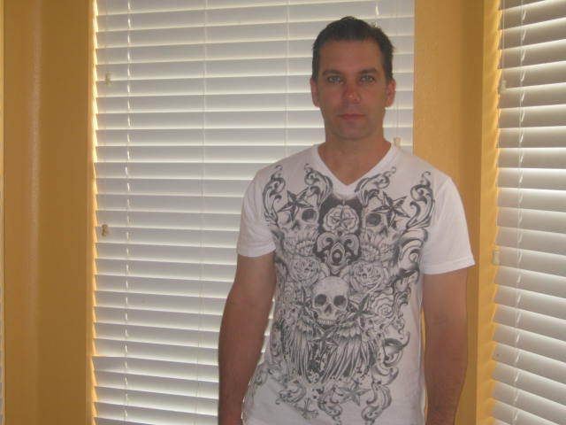 Date this voluptuous United States man Mdm1225 from Orlando US9740