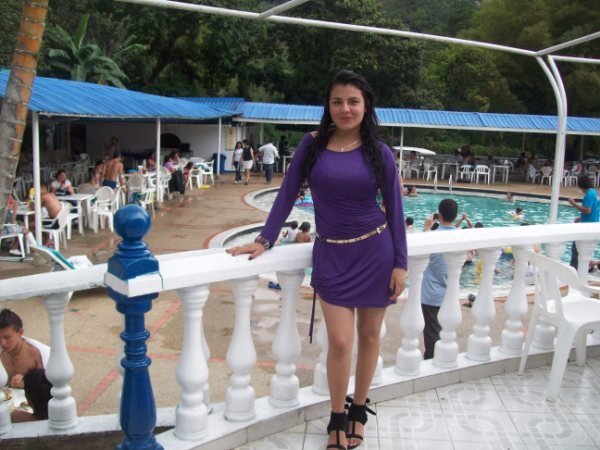 Date this beautiful Colombia girl Carolina from Bogota CO7013