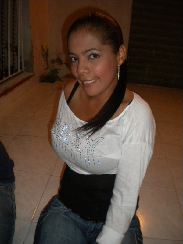Date this good-looking Colombia girl Milena Patricia from Bogota CO7035