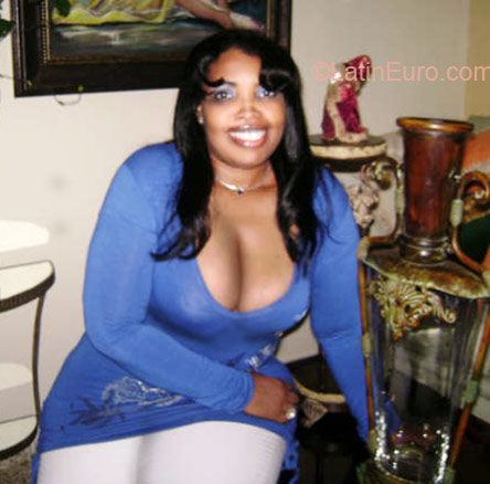 Date this passionate Dominican Republic girl Angelica from Santiago DO7703