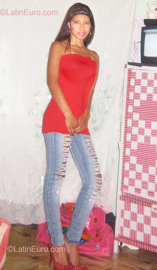 Date this exotic Colombia girl Alejandra from Popayan CO7108