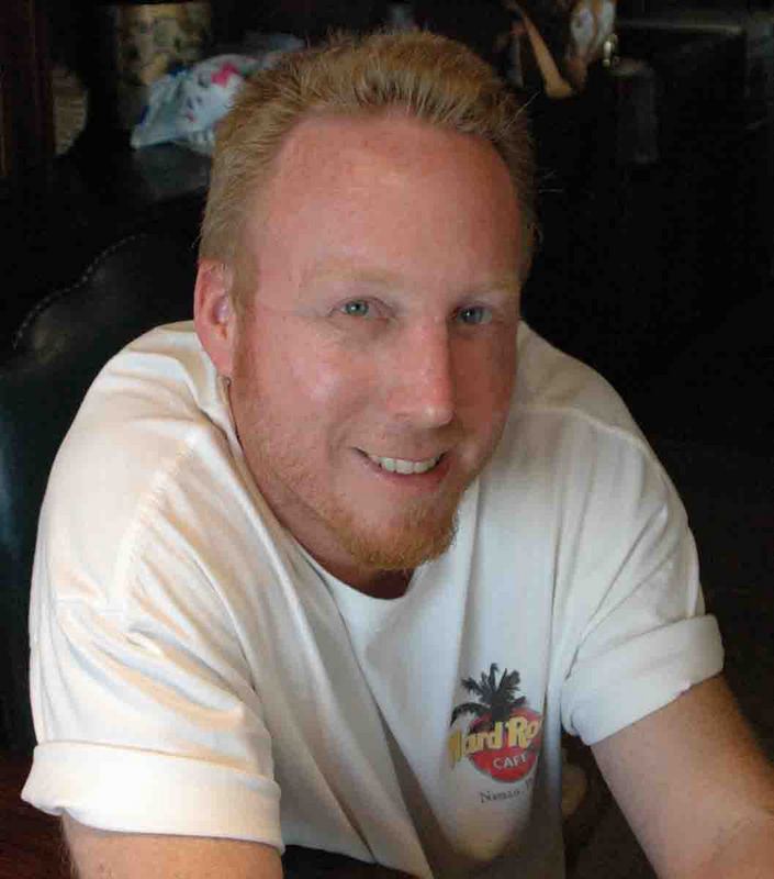 Date this happy United States man Mark from Perris US9946