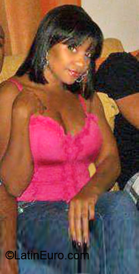 Date this delightful Dominican Republic girl Lyla from Santiago DO7786