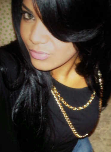 Date this happy Dominican Republic girl Luz from Santiago DO7804