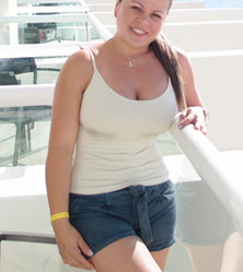 Date this charming Colombia girl Andrea from Medellin CO7139
