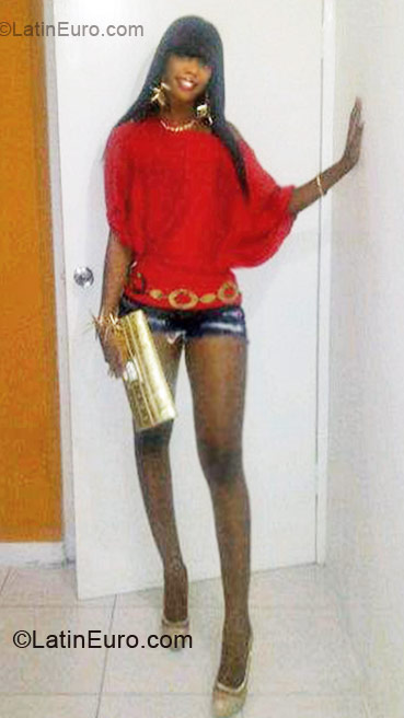 Date this good-looking Jamaica girl ChocolateK from Kingston JM284