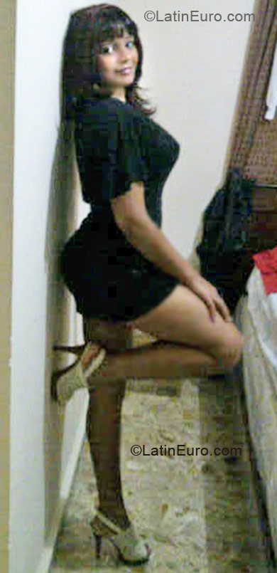 Date this lovely Dominican Republic girl Rahdaiza from Santo Domingo DO7895
