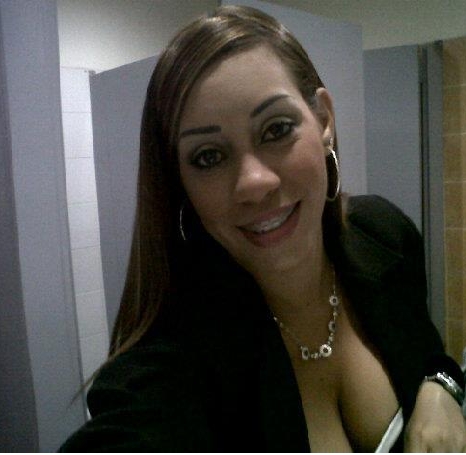 Date this sensual Colombia girl JOHANNA from Cali CO7222