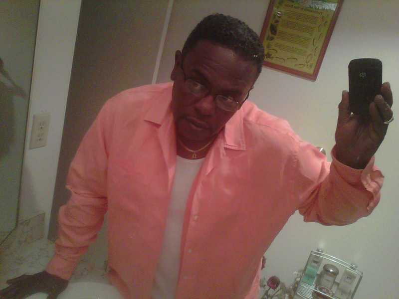 Date this beautiful United States man Teddy1911 from Atlanta US10286