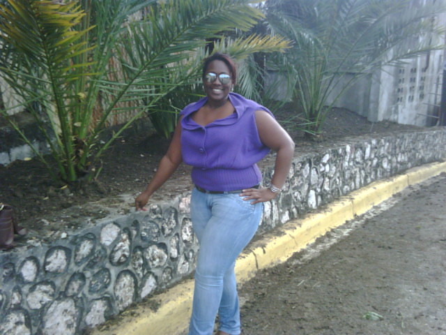 Date this lovely Dominican Republic girl Ninoska from Santo Domingo DO7957