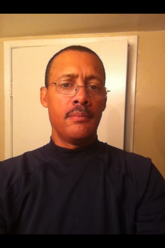 Date this happy United States man Golden from Alta Loma US10310