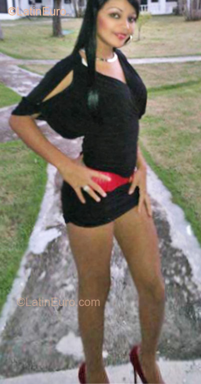 Date this tall Dominican Republic girl Carolina from San Felipe DO8005