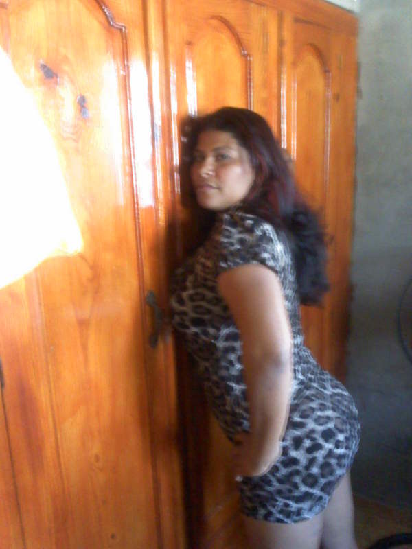 Date this young Dominican Republic girl Divina from Santiago DO8058