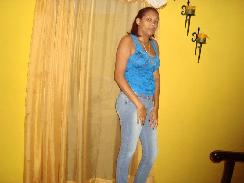 Date this hot Dominican Republic girl Stefani2822 from Santiago De Los Caballeros DO8062
