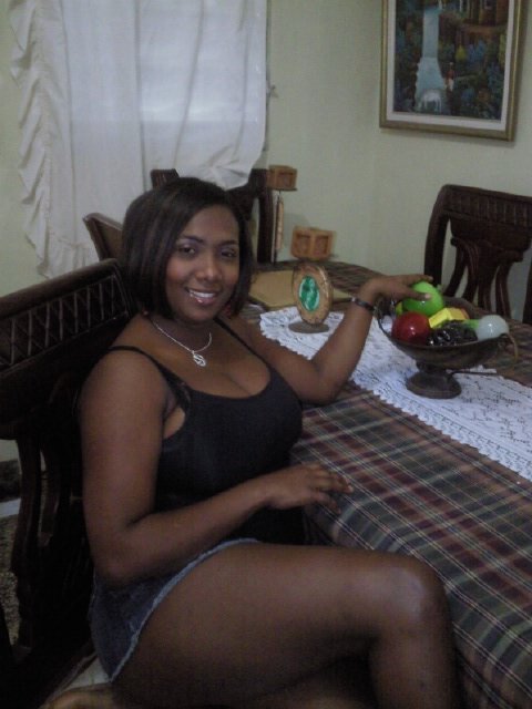 Date this attractive Dominican Republic girl Maria from Santo Domingo DO8063