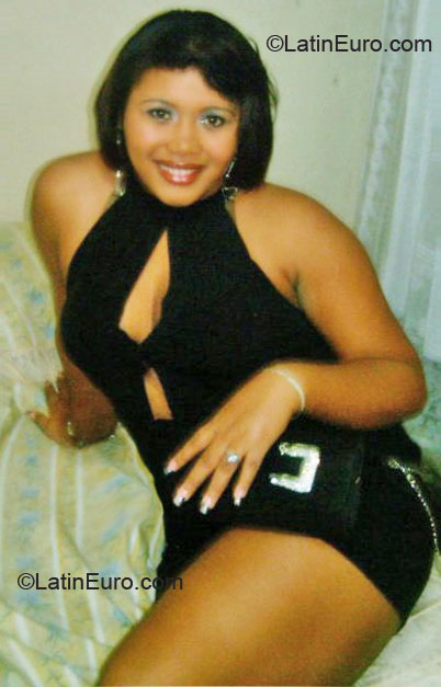 Date this funny Dominican Republic girl Ana from Santo Domingo DO8074