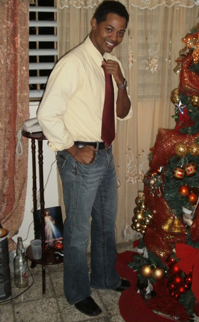 Date this voluptuous Dominican Republic man Cristoff from Santo Domingo DO8114
