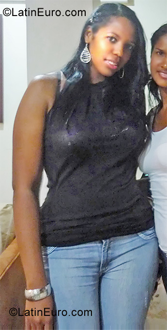 Date this athletic Colombia girl Jessica from Cali CO7353