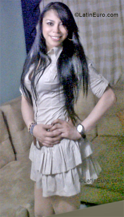Date this delightful Colombia girl Sandra from Bogota CO7364