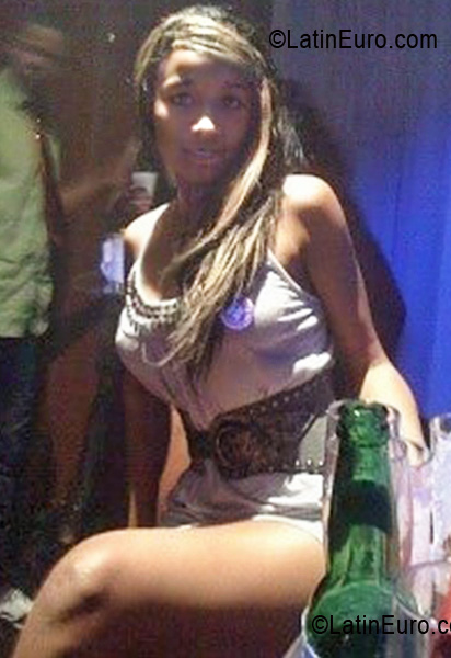 Date this exotic Dominican Republic girl Sofia from Santo Domingo DO8256