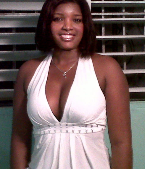 Date this nice looking Dominican Republic girl Yehanny from Santo Domingo Este DO8308