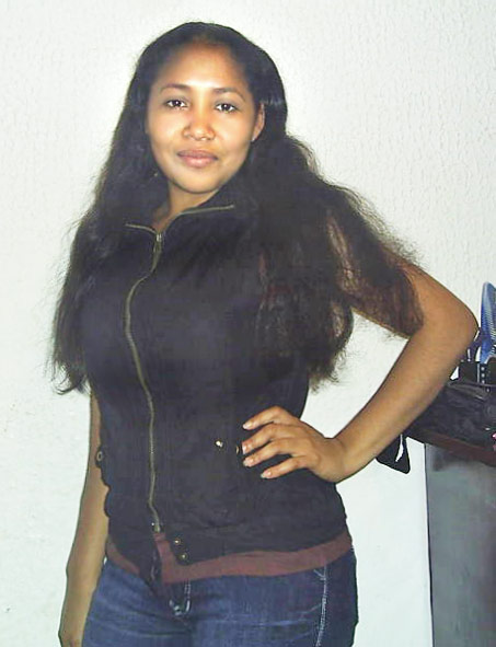Date this athletic Colombia girl Lorena herrera from Barranquilla US10727