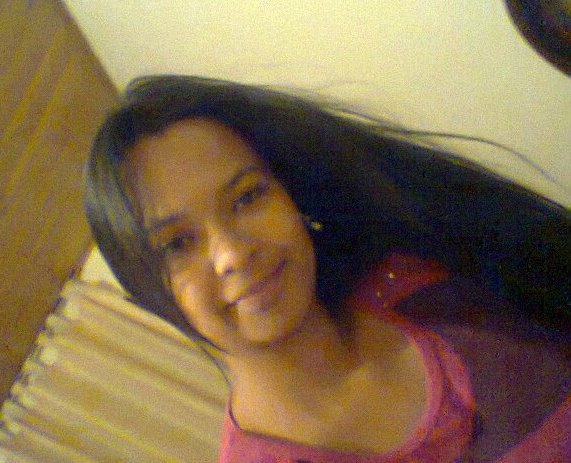 Date this cute Colombia girl Paola from Bogota CO7479
