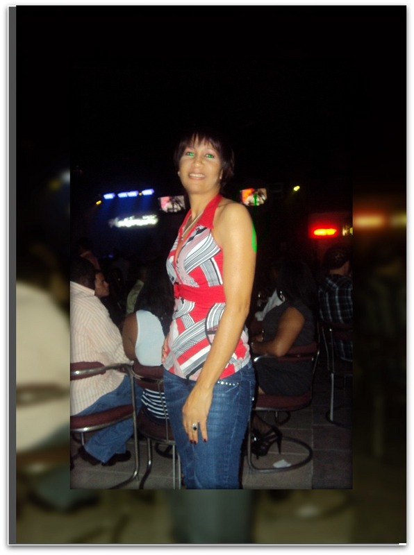 Date this good-looking Dominican Republic girl Sonia from Santo Domingo DO8385