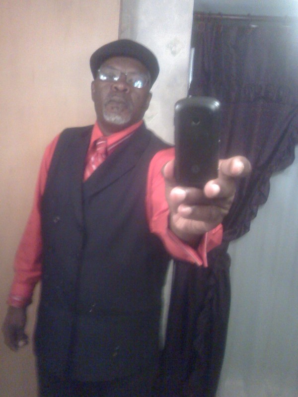 Date this foxy United States man Donnie1950 from Chicago US10804