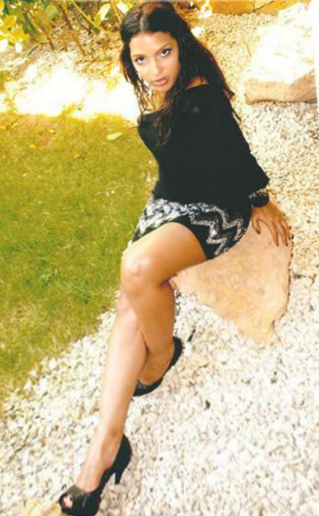 Date this attractive Dominican Republic girl Charo from Santo Domingo DO8428