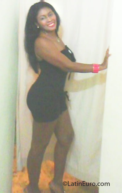Date this delightful Dominican Republic girl Ana from Santo Domingo DO8476