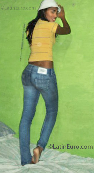 Date this exotic Colombia girl Maribel from Pereira CO7550