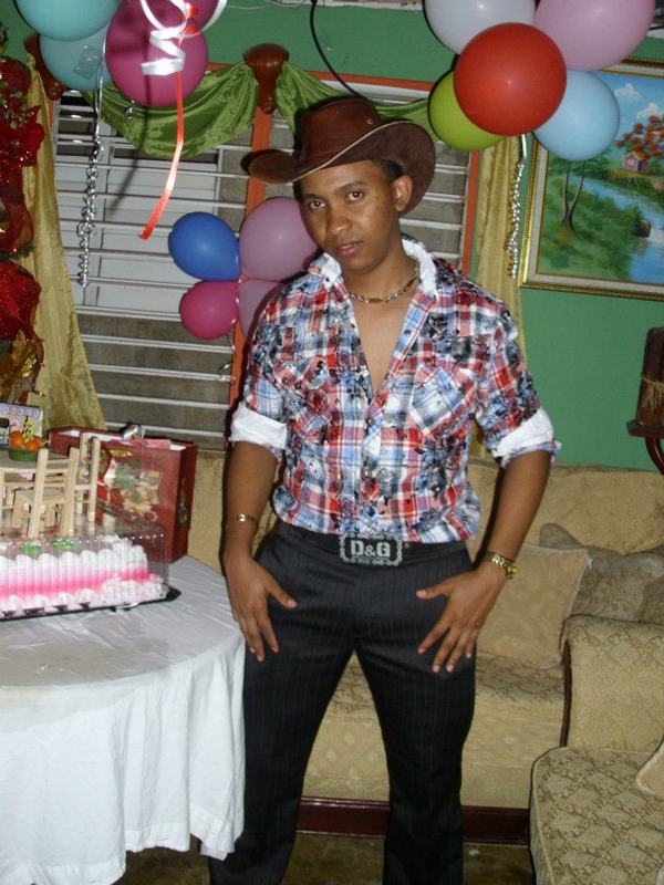 Date this lovely Dominican Republic man CRISTHIAN from Santiago DO8576