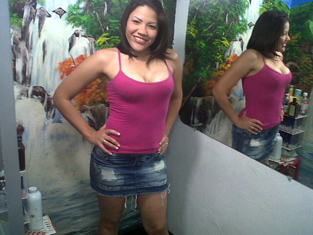 Date this hot Colombia girl Karen from Barranquilla CO7559