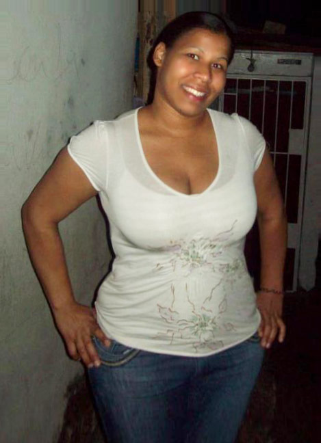 Date this sensual Dominican Republic girl Vanessa from Santo Domingo DO12034