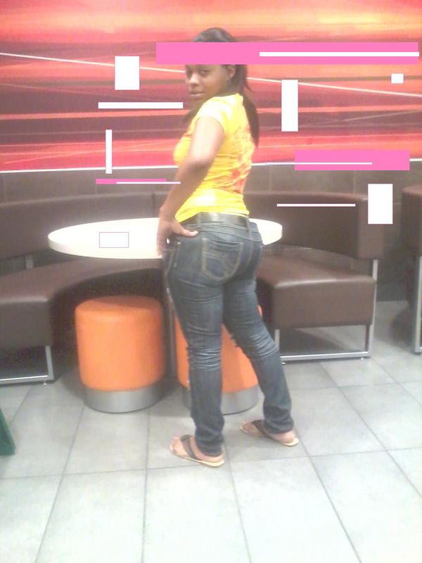 Date this hot United States girl PNKY from Dallas US11036