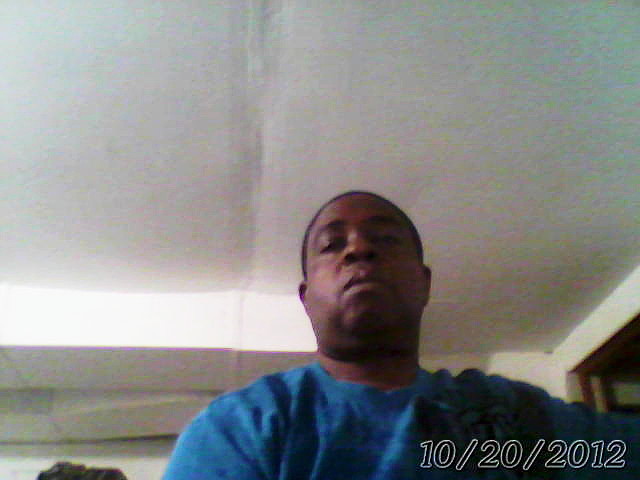 Date this georgeous United States man Bluluv from Denver US11076