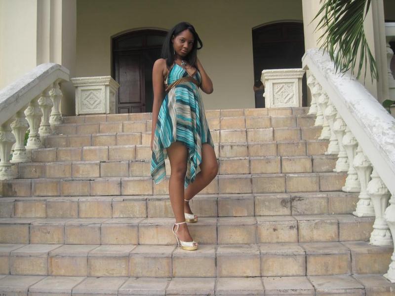 Date this cute Dominican Republic girl Valery27 from San Pedro De Macoris DO8832