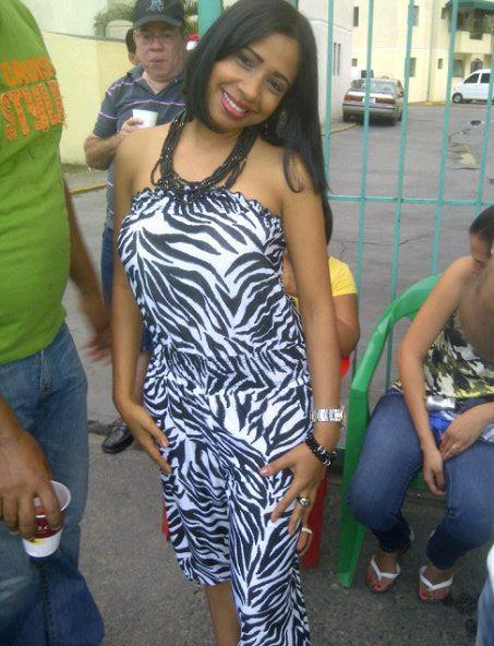 Date this hot Dominican Republic girl Soraida from Santo Domingo DO8910