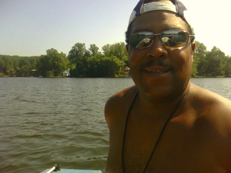 Date this stunning United States man Bobby from Falls Church US11136