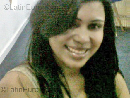 Date this cute Dominican Republic girl Kenia from Santo Domingo DO8953