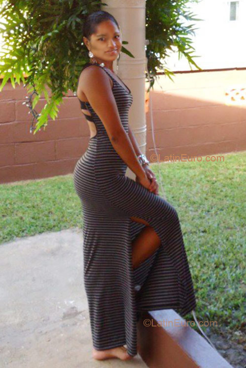 Date this funny Trinidad and Tobago girl Wendyann from Port Of Spain TT62