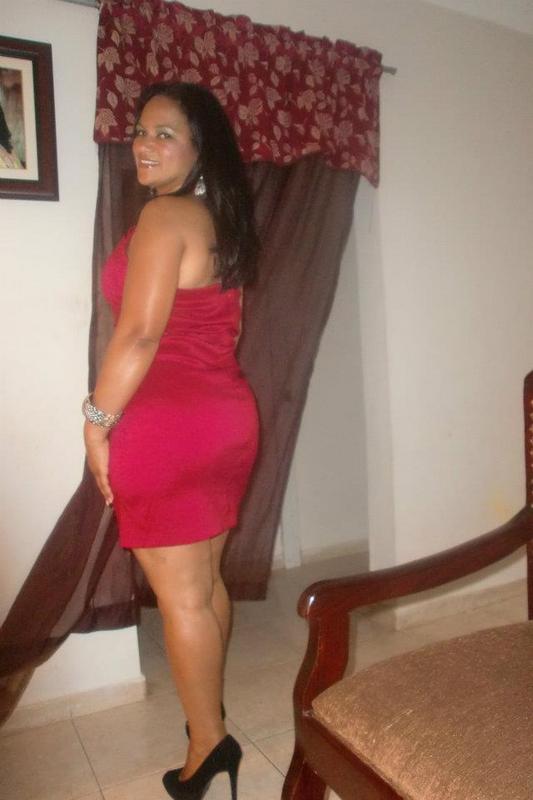 Date this stunning Dominican Republic girl Mary from Santiago DO8995