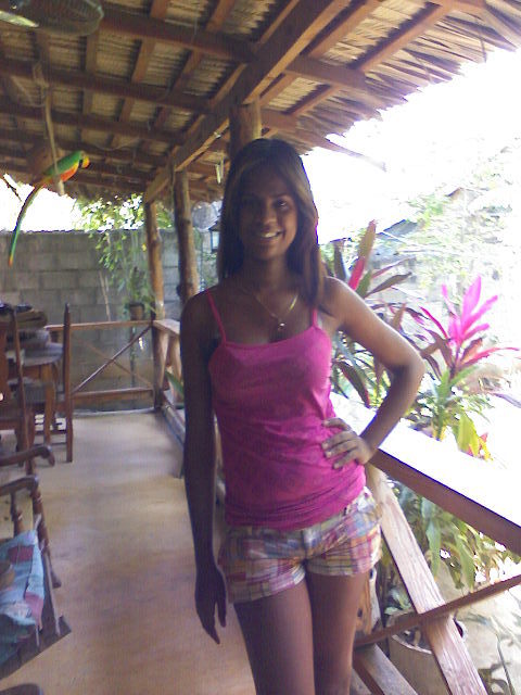 Date this lovely Dominican Republic girl Sara rosario from Mao DO9008