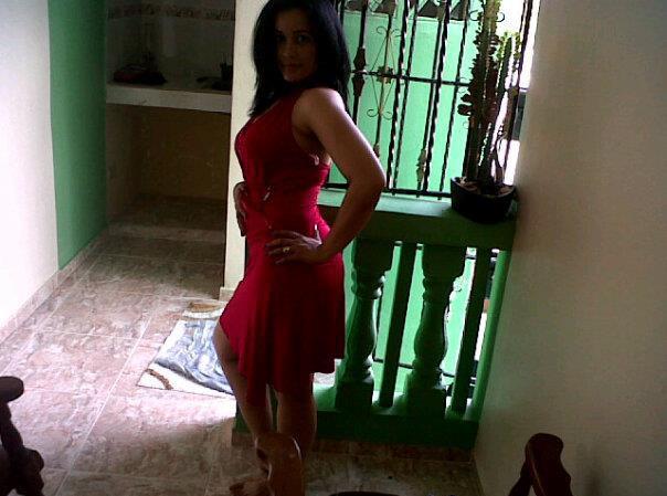 Date this voluptuous Dominican Republic girl Yeanny from Santo Domingo DO9011
